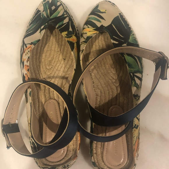 Stuart Weitzman floral print flat espadrilles - Picture 7 of 11